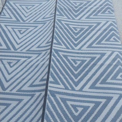 Square Dark Grey/Light Grey Outdoor Mat | 2.7m